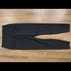 NIKE WOMEN’S YOGA LUXE 7/8 LENGTH